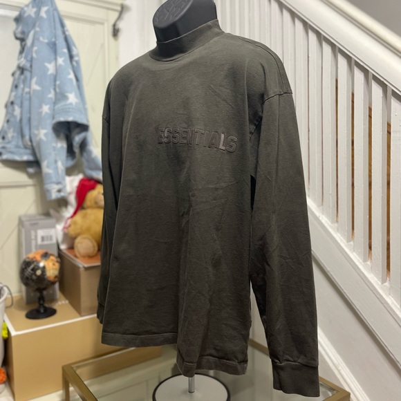 EUC Men’s Size Medium Fear Of God Oversized Long-sleeve Cotton Tee In Off Black - Picture 6 of 13